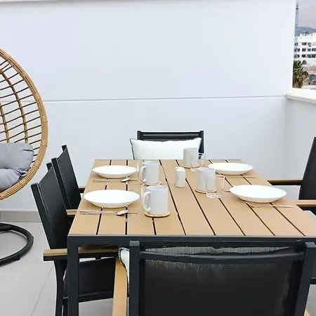 Casa Seaviews 2 Bedroom Apartment *