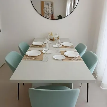 Casa Seaviews 2 Bedroom Apartment