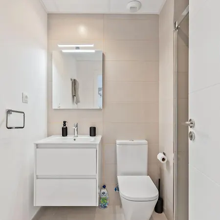 Casa Seaviews 2 Bedroom Естепона