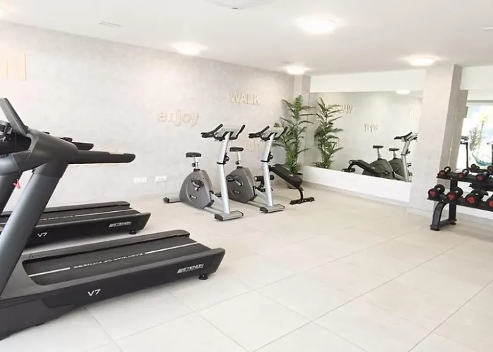 Casa Seaviews 2 Bedroom アパート エステポナ