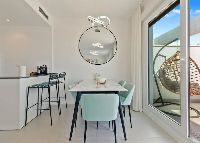 Lägenhet Casa Seaviews 2 Bedroom Estepona